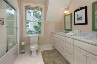 3 Bedroom Wilson Village Home 10 - 1