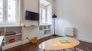 Private Terrace 2BDR Apartment by LovelyStay - Lisbona - 2