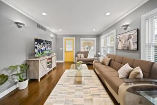 Stylish Luxurious 3BD Home in the Heart of Downtown Birmingham - Birmingham - 0