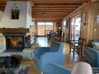 Chalet spacieux, 14 pers., proche pistes, cheminée, terrasse, WIFI, parking, Crest-Voland - FR-1-733-77 - Crest-Voland - 0