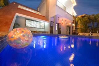 ll EMPYREAN STAY II LUXURY ll CELESTIAL UNICORN VILLA ll 3BHK ll AC ll PRIVATE BIG POOL ll - Lonavala - 0