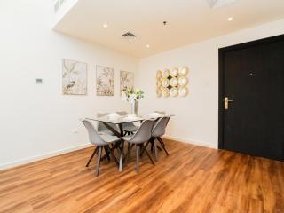 Serene 1BR in Diamond Views 3 JVC - Pool Access & Peaceful Living , Managed by Think Realty - Dubai - 1