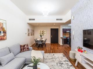 Serene 1BR in Diamond Views 3 JVC - Pool Access & Peaceful Living , Managed by Think Realty - Dubai - 4