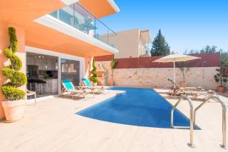 Villa Poseidon Seaside by Villa Plus - Barbati - 2