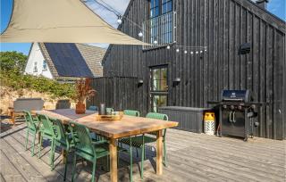 Awesome Home In Svaneke With Kitchen - 2