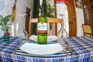 Sanctuary Cove Guest House - 4