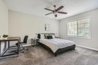 Crest At East Cobb 1822h Comfort Spacious 2bd 2bt - Marietta - 0