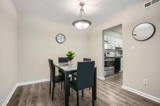 Crest At East Cobb 1812 Comfort, Spacious 2bd 2bt - Marietta - 5