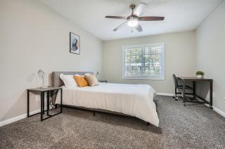 Crest at East Cobb 1830B Comfort spacious 2Bd 2Bt - 2