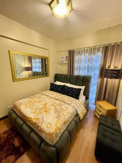 Family Suite w/ Centralized AC nr Ayala Mall Feliz - 4