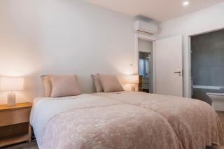 2BDR Charming Apartment in Graça by LovelyStay - Lisbon - 9