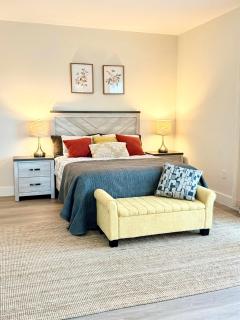 NEW Modern Condo FREE Parking & High Speed Wifi - Hollywood - 8