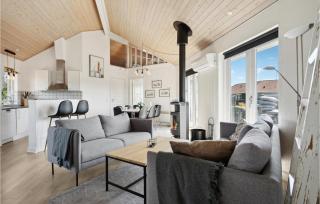 Four-Bedroom Holiday Home In Skjern - Halby - 7