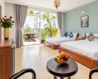 Private room at Hoi Ana Golden walls Homestay - Swimming pool - 3