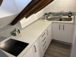 New Quiet Apartment Free Wifi In Gran Via Downtown - Madrid - 1