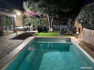 La Villa - La Londe-les-Maures - 0