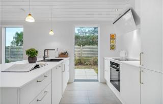 Stunning Home In Vejby With Kitchen - Vejby - 4