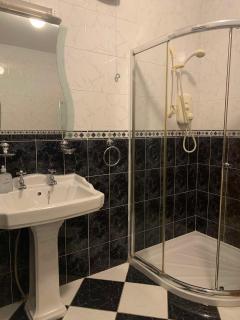 Global Guest Ireland - 2