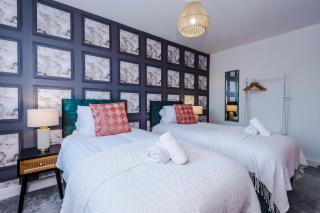 R&R - Modern Townhouse near Etihad & City Centre (5 Bedrooms, Free Parking) - 9