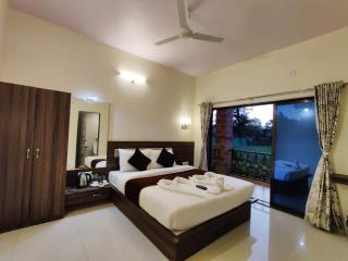 Arya Villa 5Bhk - Satara - 1