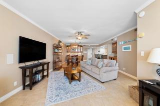 SeaSpray East 624 - Pensacola - 1
