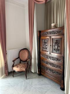 Luxury suite on the square - 1