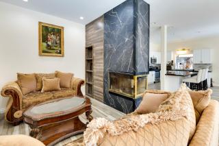 Game Room and Deck Modern Frazier Park Home! - Pine Mountain Club - 6