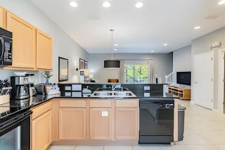 3Q/2.5B ✰ Jacuzzi ✰ Cama King - 2