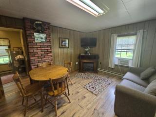 Swallow Falls Cabin 2 - 3