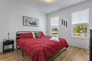 Duplex with Balcony and Spacious Dog-Friendly Oasis! - Richmond - 6