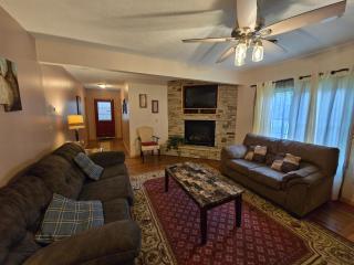 Swallow Falls Cabin 4 - 5