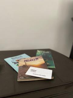 Hermoso apartamento cerca al Poblado - Medellín - 6