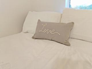 Modern Cosy House free parking - fibre wifi - Risley - 7