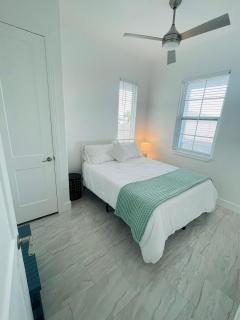 Beach Glass - Island Getaway - Corpus Christi - 2