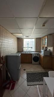 Apartment For Ladies only - Dubai - 9