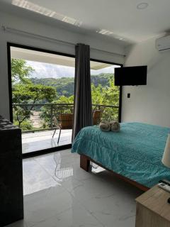 Casita de Campo en medio del bosque - - 0