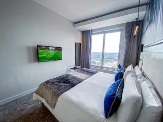 SandtonCity-Apartment-Sleeps2-Pool-Parking - Johannesbourg - 5