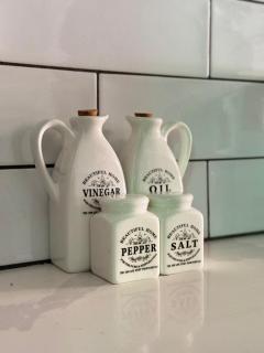 Messe Luxe 4-bed Apartment CBD - 3