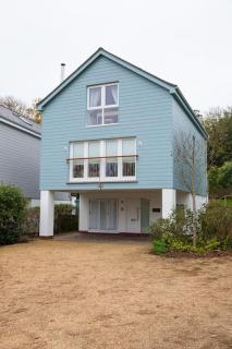 5 bed New England style house - Norton, Yarmouth - Freshwater - 1