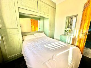 2 Bed Bungalow in Bolton - Bolton - 7