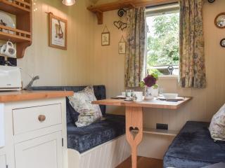 Shepards Hut - Frampton on Severn - 6