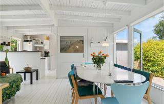 3 Bedroom Cozy Home In Dronningmølle - 7