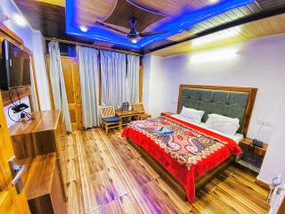 KST villa Near Mall Road Manali - 5