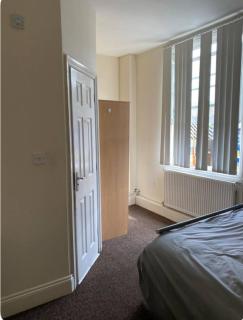 Double Room in Cv1 with en-suite bathroom - 2