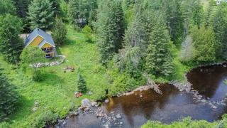 La Pause - Peaceful by the river - 0