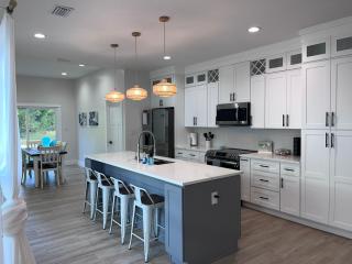 New build Near sports complex OWA beaches shops - Foley - 0