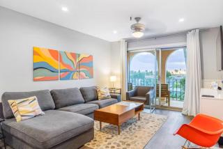 2 bed 2 bath penthouse condo with AC and Ocean Views - San Diego - 0