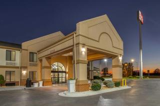 Best Western Plus Sikeston - Sikeston - 4