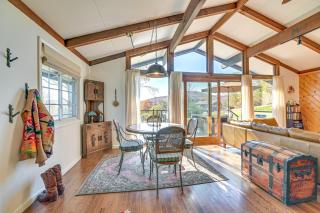 Cozy Mtn-View Chalet Less Than 2 Mi to Windham Slopes - Windham - 5