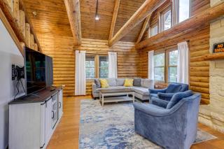 On-Site Lake and Gazebo Cabin in Yellow Springs! - 7